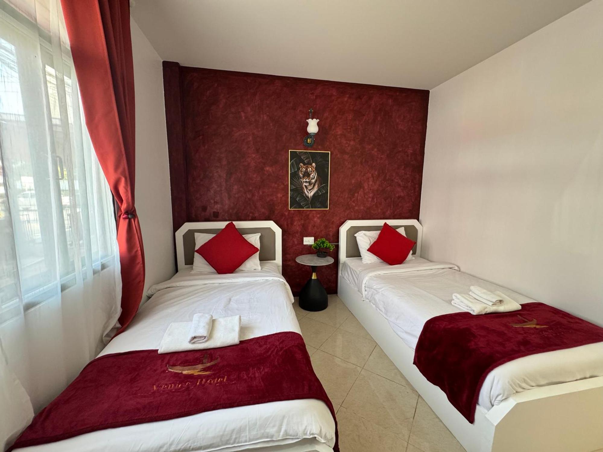 Venice Hotel 후아 힌 외부 사진